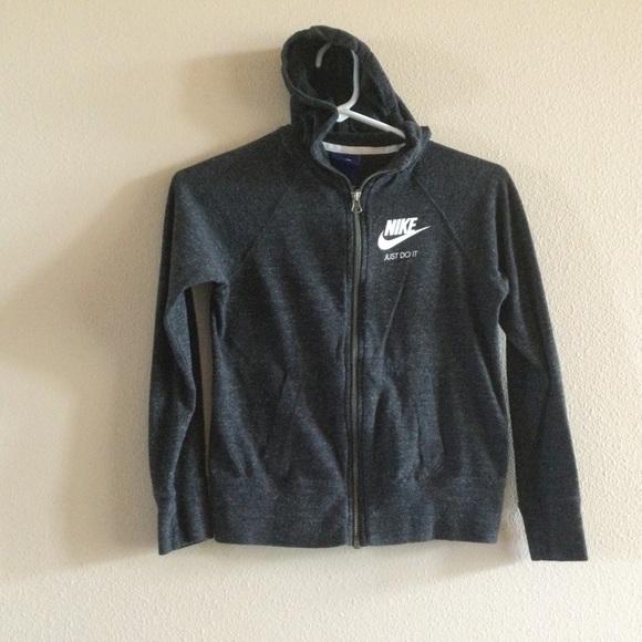 ✔️ Nike Zip Sweatshirt Youth Size Medium - Picture 1 of 4